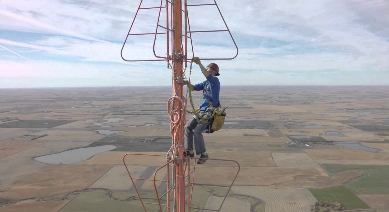 Ako sa šplhá na 457 metrov vysokú vežu?