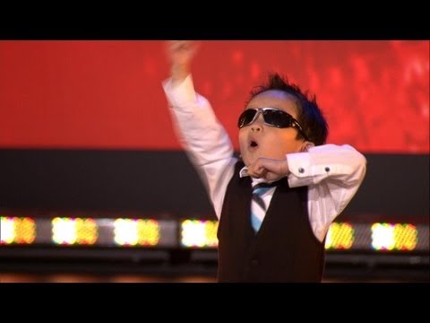 4-ročný chlapec tancuje Gangnam style
